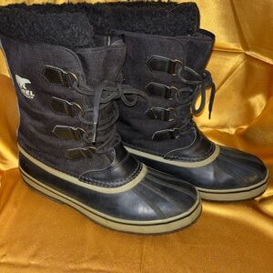 Sorel Black and Tan Waterproof Boots